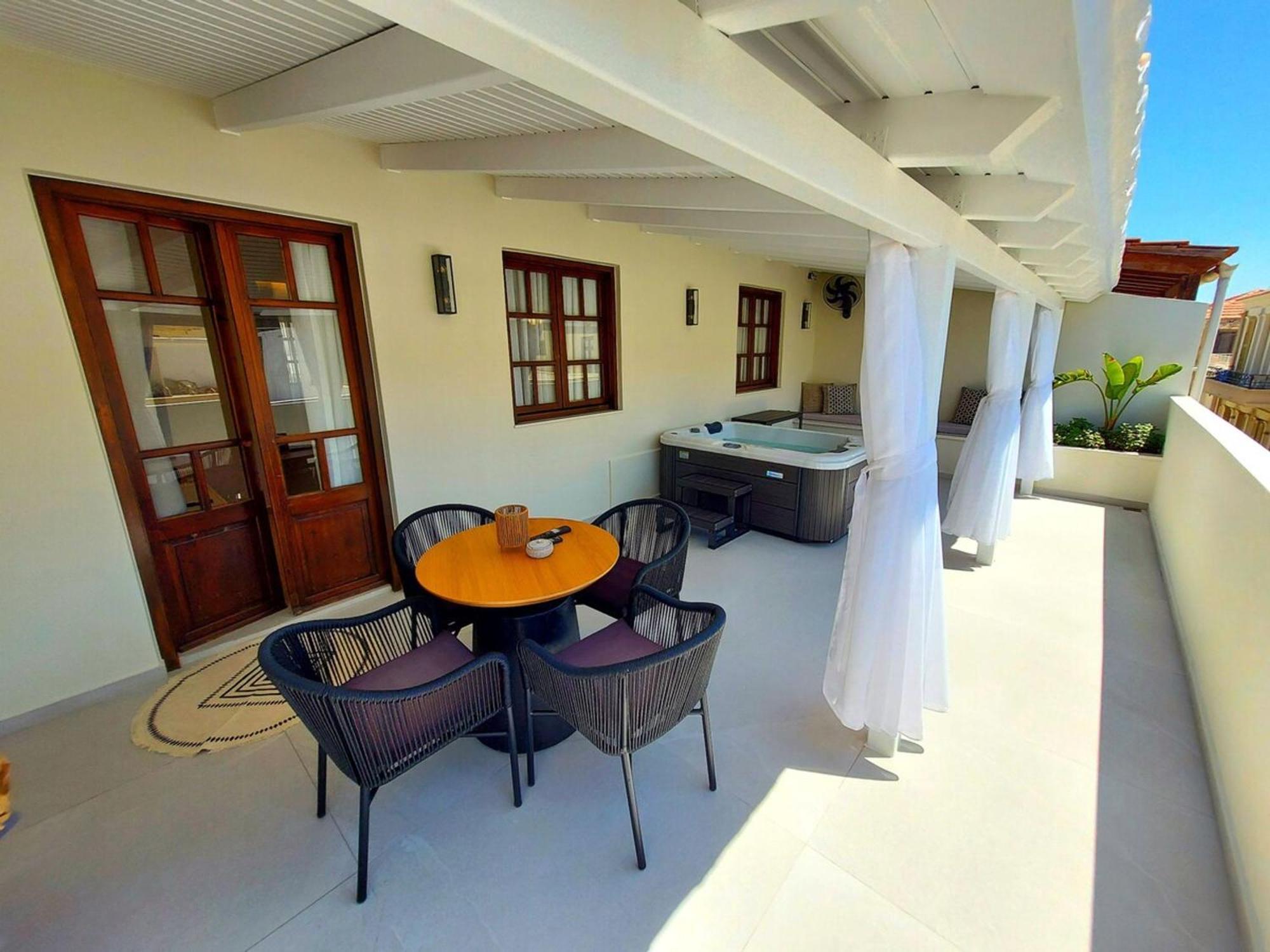 Minares Luxury Suite Rethymno  ภายนอก รูปภาพ