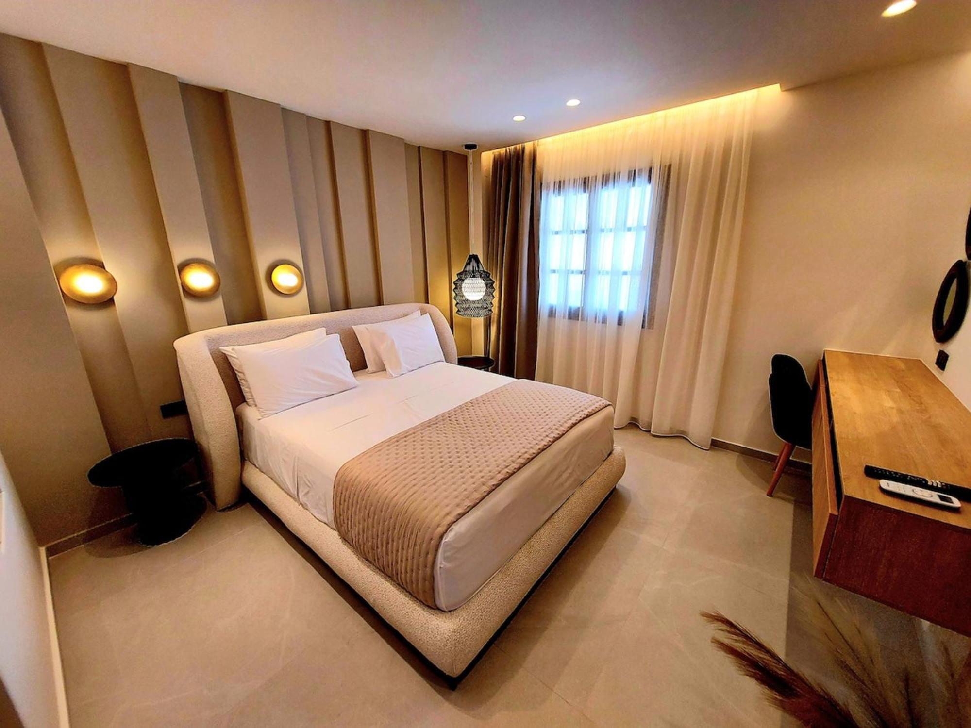 Minares Luxury Suite Rethymno  ภายนอก รูปภาพ